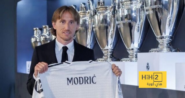 أول تعليق من مودريتش بعد تمديد عقده مع ريال مدريد