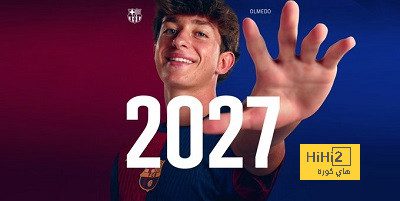 رسميًا : برشلونة يجدد عقد مدافعه حتى 2027