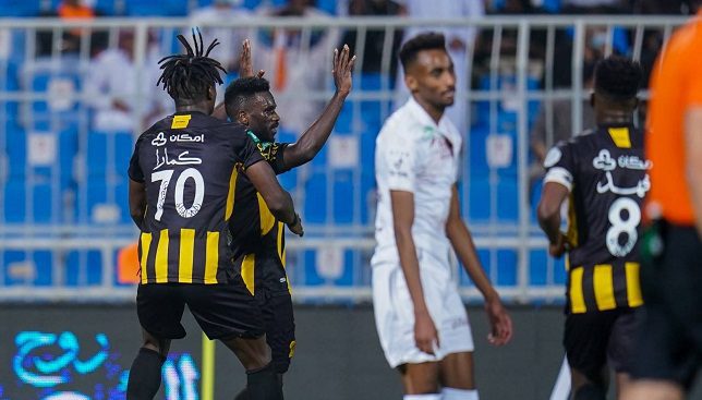 البيشي يضع العقدة في المنشار للرحيل عن الاتحاد