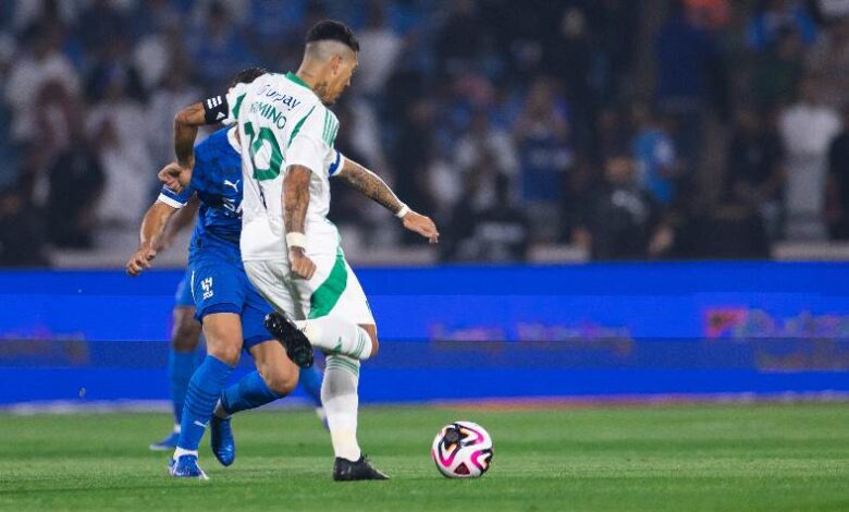 الهلال أمام الأهلي