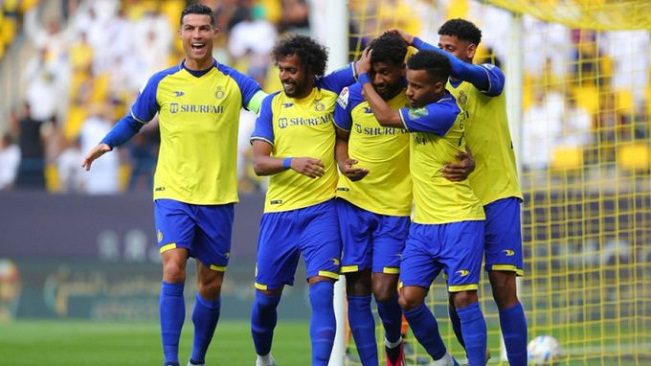 ضمك يطلب التعاقد مع مهاجم النصر