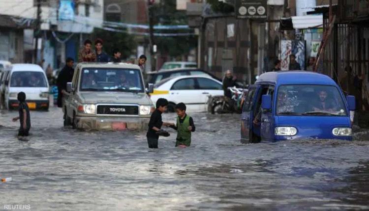 تضرر نصف مليون مواطن في اليمن جراء الفيضانات الأخيرة