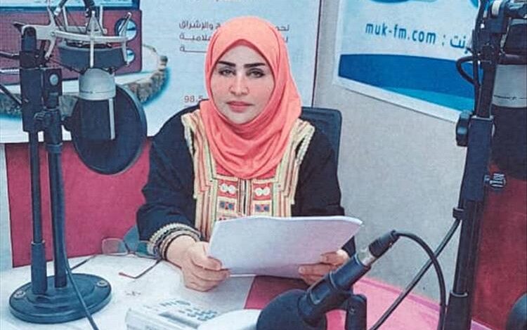 بعد انقطاع... إذاعة المكلا تعاود بثها الأثيري عبر موجة  87.7 FM للمديريات الشرقية والغربية