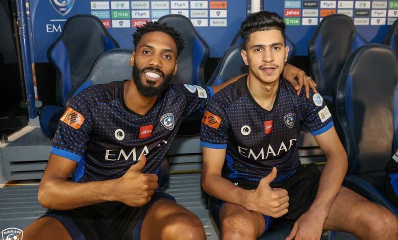 بعد الفرج والشهري.. الهلال يعلن رحيل مدافع الفريق