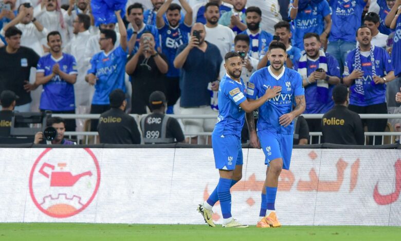 جيسوس يمنح لاعبي الهلال الدوليين إجازة إضافية