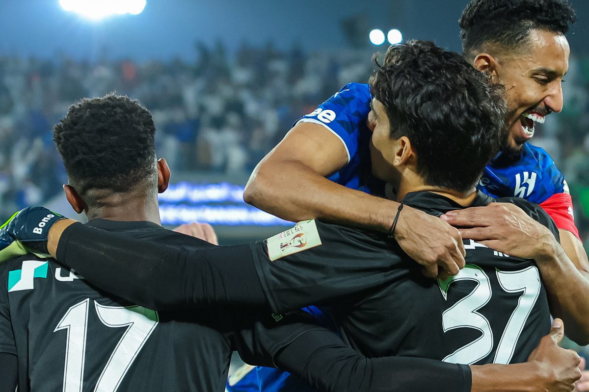 احتفال لاعبي الهلال عقب الصعود إلى النهائي