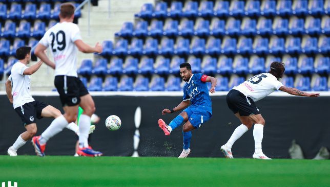 الهلال يُعوض صفقة روكي بالتعاقد مع مهاجم من الدوري الإنجليزي