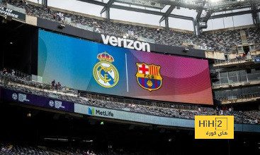 انطلاق كلاسيكو برشلونة وريال مدريد الودي