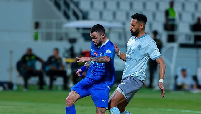 بديل ميشيل يؤرق مدرب الهلال قبل مواجهة الأخدود