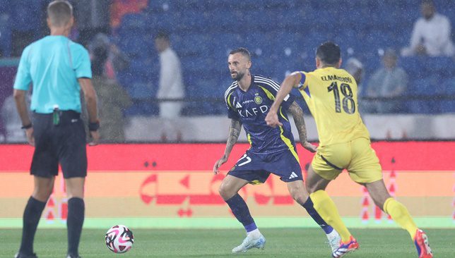 مدرب النصر ينتقد طرد بروزوفيتش أمام التعاون