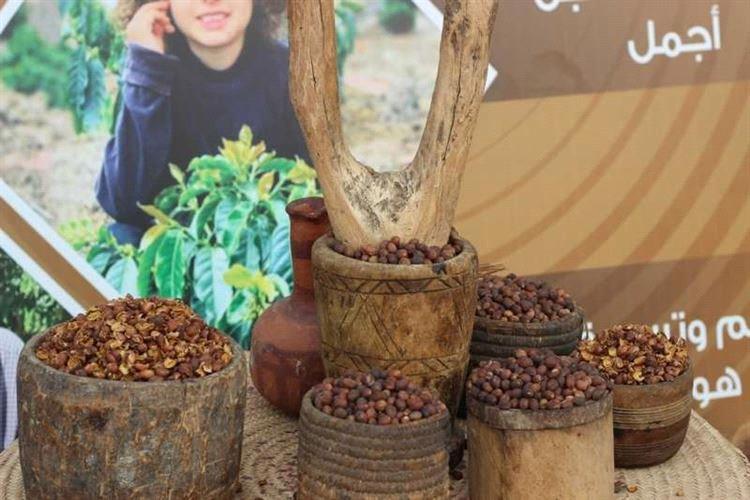 ماهر خان: نعمل على تعزيز دور البُن اليمني في نفوس الشباب