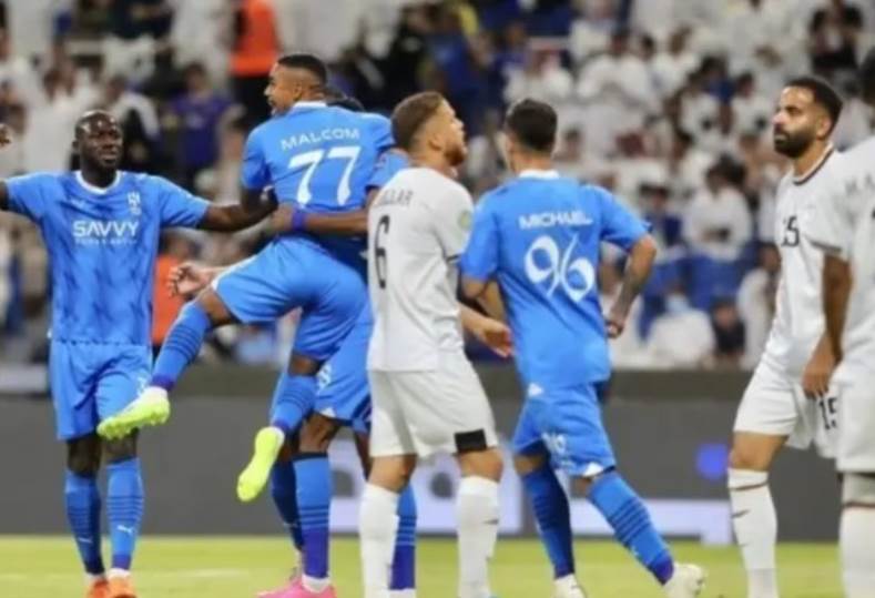 الهلال