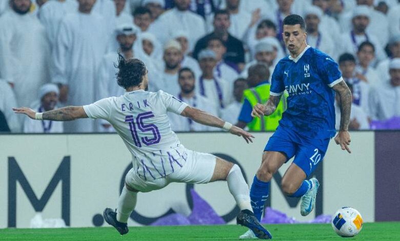 الهلال والعين