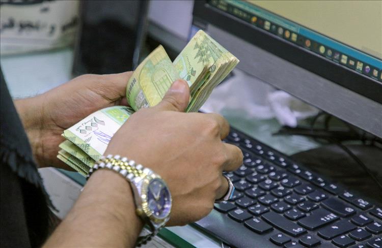 أسعار صرف الدولار الامريكي والريال السعودي في صنعاء وعدن