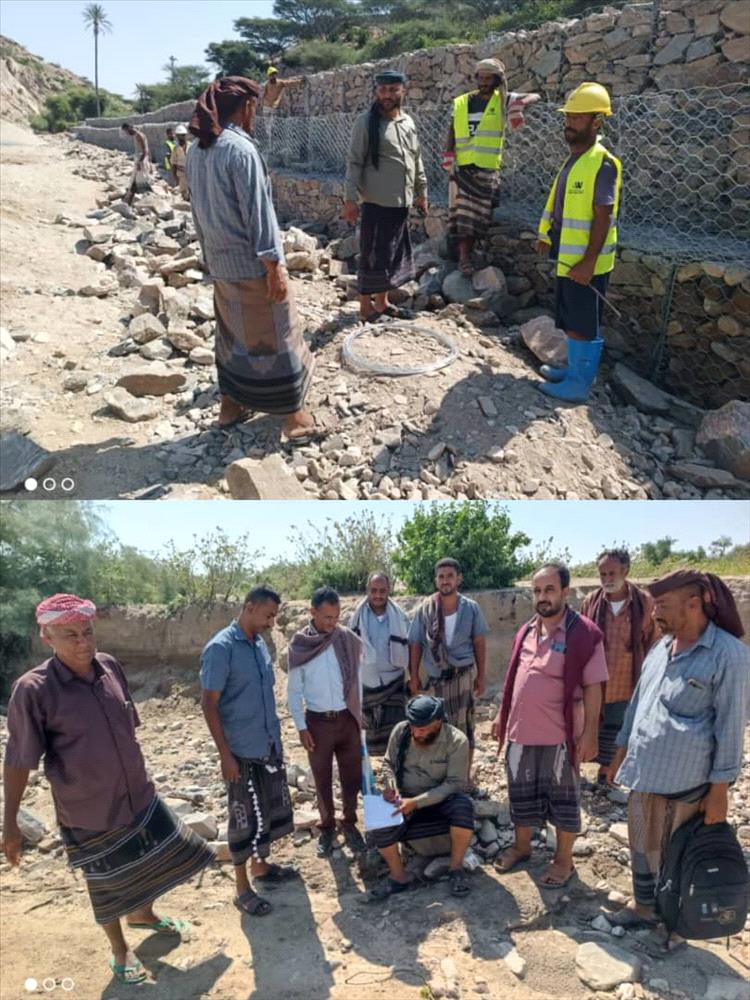 لحج.. مدير طورالباحة يتفقد اعمال صيانة الاراضي والقنوات الزراعية منطقة الشعبة