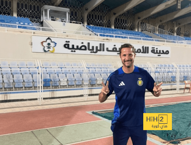 النصر يتعاقد مع نجم ميلان السابق