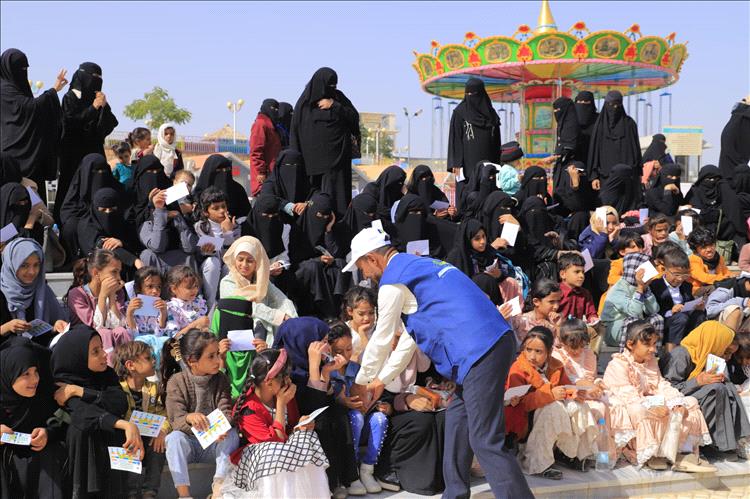 شبكة النماء اليمنية تنظم يوماً ترفيهياً للأطفال المكفولين في حديقة "جرين سيتي" بدعم من مؤسسة صلة بمأرب