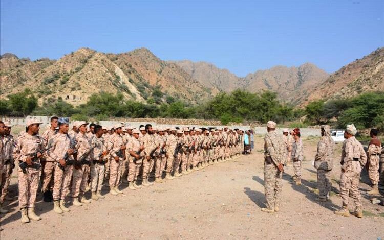 لجنة من وزارة الدفاع تتفقد جاهزية ألوية محور طور الباحة بجبهات محافظتي لحج وتعز