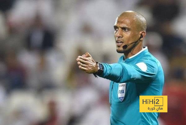 حكم عماني ينهال بالإشادة على جماهير الاتحاد