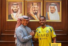 عبد الله الخيبري يجدد عقده مع النصر