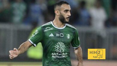 لاعب الأهلي يجدد مطالب يايسله للإدارة