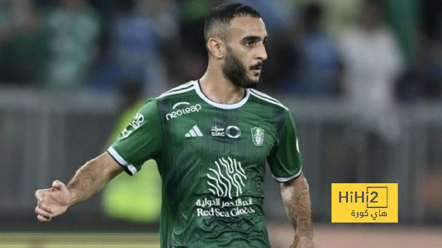 لاعب الأهلي يجدد مطالب يايسله للإدارة