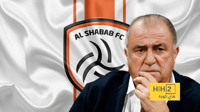 مدافع النصر قريب من الشباب