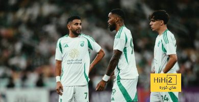 الأهلي يهزم ضمك بثنائية في الدوري السعودي