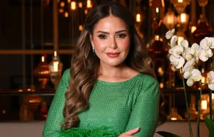 الفنانة صابرين تتسبب في خلاف على الحجاب قبل رمضان