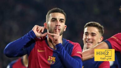 برشلونة يتمسك بفيران توريس