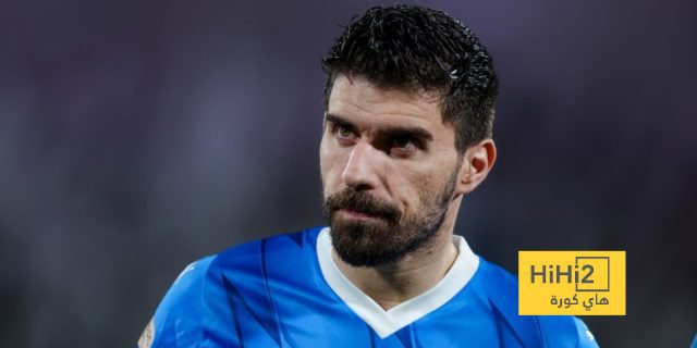 هل سيشارك روبن نيفيز مع الهلال أمام ضمك؟