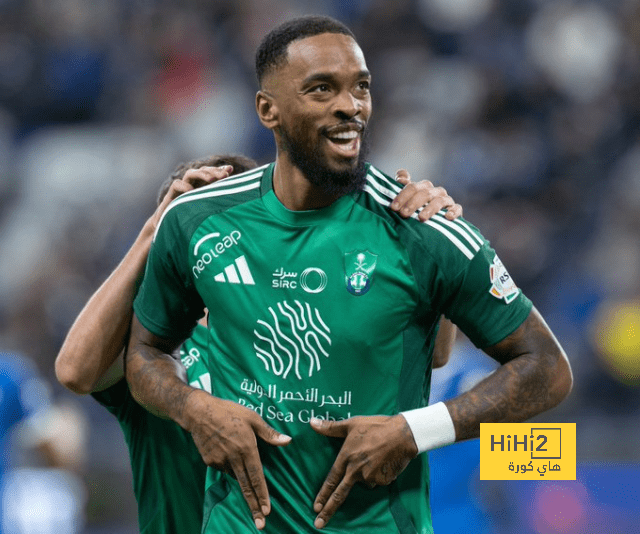 مهاجموا الأهلي على موعد دائما مع صناعة التاريخ أمام الهلال