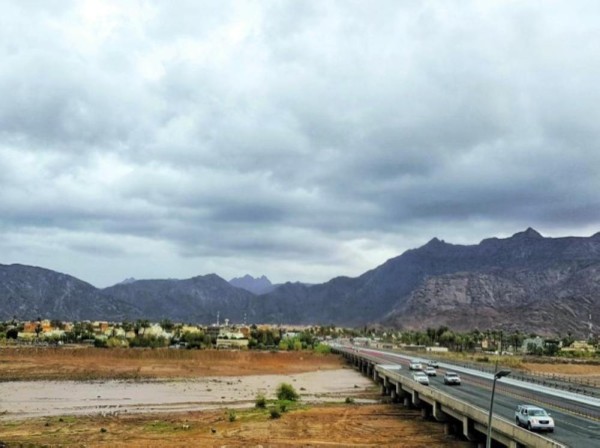 أمطار ورياح نشطة على نجران