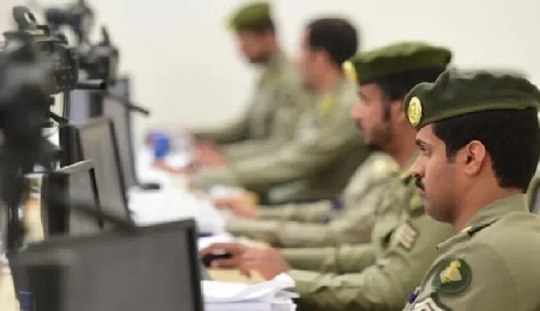 "الجوازات" تُصدر عقوبات بحق 14.8 ألف مخالف لأنظمة الإقامة والعمل