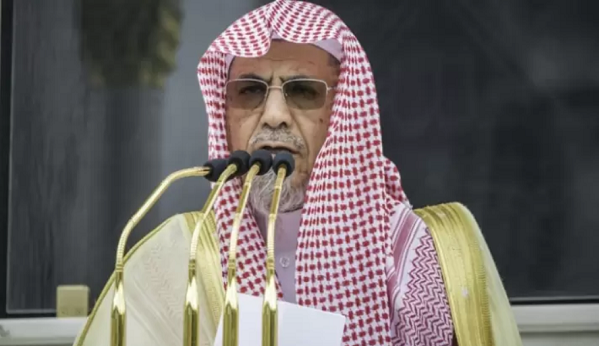 الشيخ صالح بن حميد خطيبًا ليوم عرفة