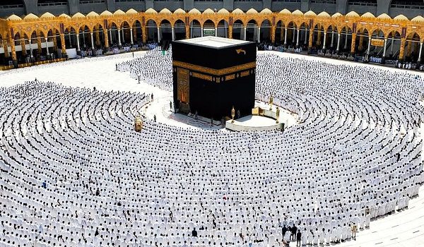 تعزّيز خدمة الحجاج بـ39 مركزًا لـ"نُسك عناية" و142 نقطة خدمة إضافية