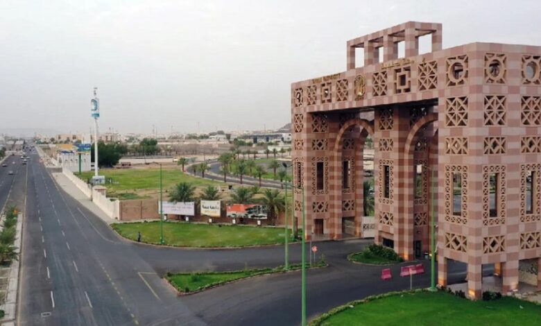 جامعة طيبة تفتح بوابة التحويل للعام الدراسي الجديد