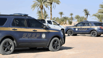 ضبط مخالفَين لاستغلالهما الرواسب في تبوك