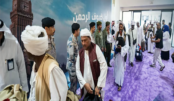 ميناء جدة الإسلامي يستقبل أولى طلائع حجاج 1446