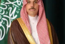 وزير الخارجية يبحث مع نظيره الأمريكي التطورات الإقليمية والدولية