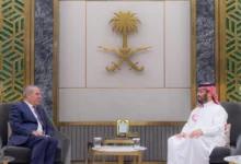 ولي العهد يستقبل نائب رئيس دولة فلسطين