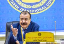 أحمد بن بريك يوجه نقدًا لاذعًا لأداء المجلس الانتقالي: قرارات مرتجلة وهيكلة عشوائية وغياب للكفاءة