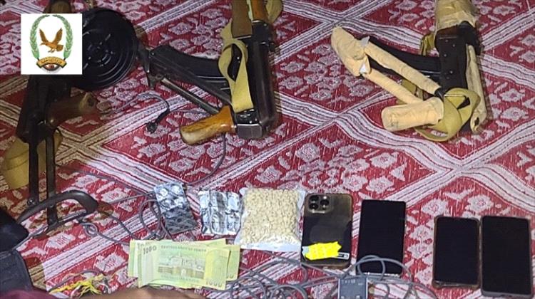 أمن المهرة يشتبك مع عصابة تهريب وبيع مخدرات ويُلقي القبض على عدد من عناصرها