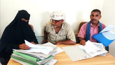 إدارة الشهداء والجرحى بانتقالي أبين تبدأ باستلام الملفات وتصحيح قاعدة بيانات الشهداء في المديريات