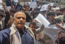 ابناء تعز ينفذون عدة وقفات احتجاجية مطالبين بسرعة القبض على قتلة الطفل مرسال عيدروس