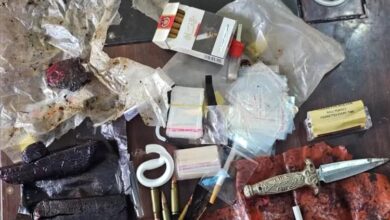 الأجهزة الأمنية بالشحر تضبط مروج مخدرات وبحوزته قنبلة يدوية