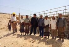البابكري و مبروك و مشفر يتفقدون عدد من المشاريع الزراعية الجارى تنفيذها في مديرية حبان