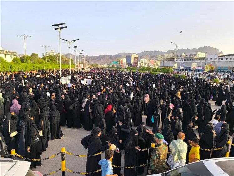 البكري يشيد بنضال المرأة العدنية ويؤكد: هي نبض الثورة وضمير المدينة