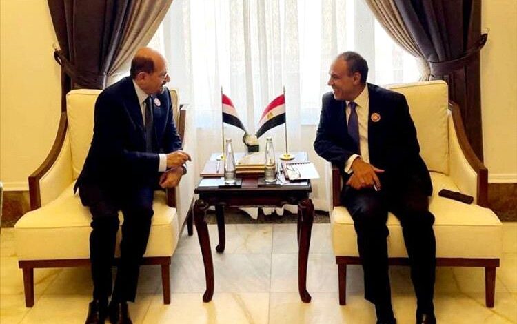 الزنداني يتحرك لحماية الجالية اليمنية في مصر ويشيد بالعلاقات التاريخية مع القاهرة