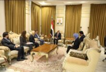 الزنداني يطالب بتعزيز التنسيق مع واشنطن في القضايا المشتركة